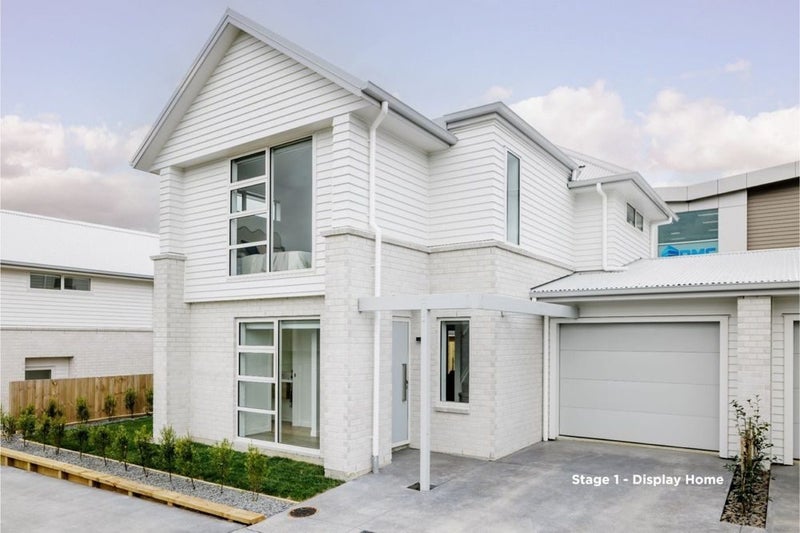 2/4 Forest Lake Road, Forest Lake, Hamilton - Carousel 1