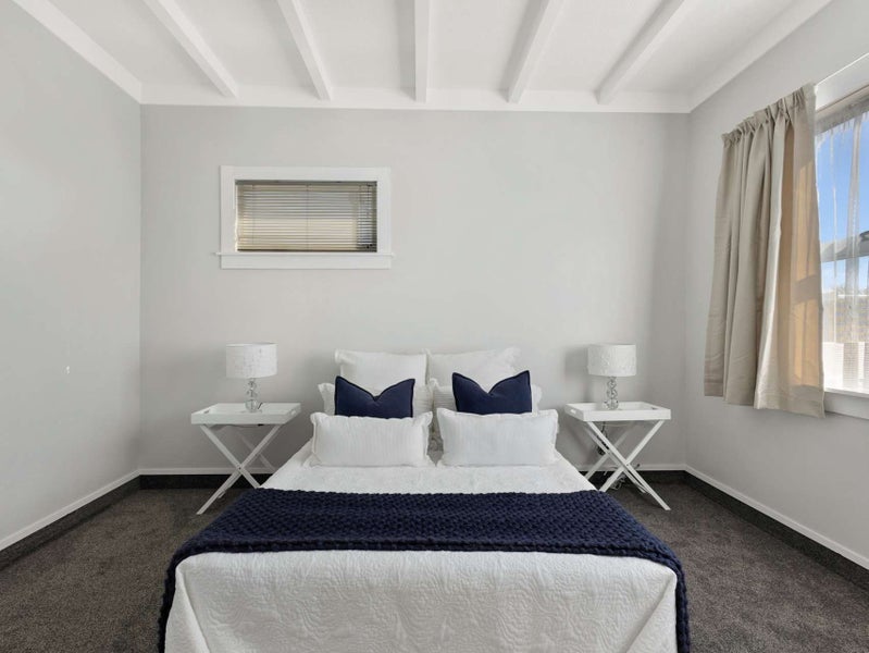 1/705 Heretaunga Street East, Parkvale, Hastings - Carousel 2