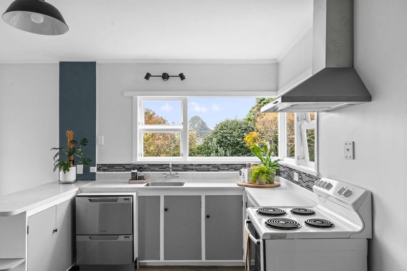 117A Ngamotu Road, Spotswood, New Plymouth - Carousel 2