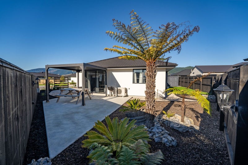 31 Lampton Street, Appleby, Richmond - Carousel 2