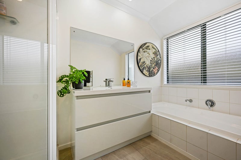 3 Palm Grove Drive, Western Heights, Hamilton - Carousel 19