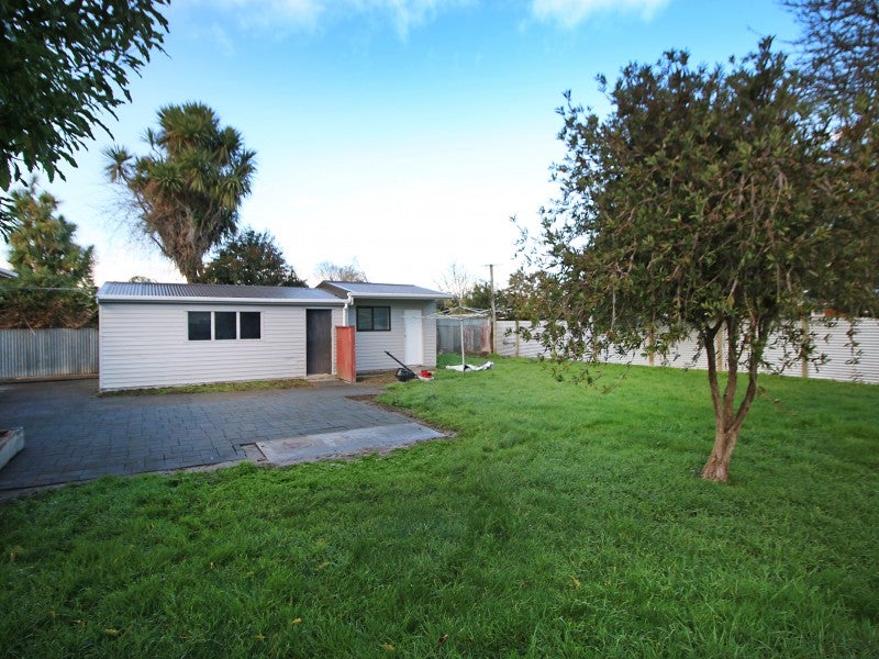 5 Wilson Crescent, Highbury, Palmerston North - Carousel 12