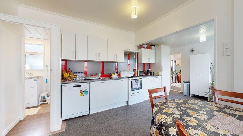 16 Princes Street, Netherby, Ashburton - Carousel 2