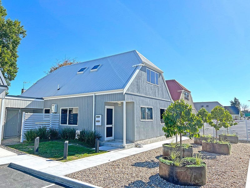 17 Joshua Lane, Hamilton East, Hamilton - Carousel 18