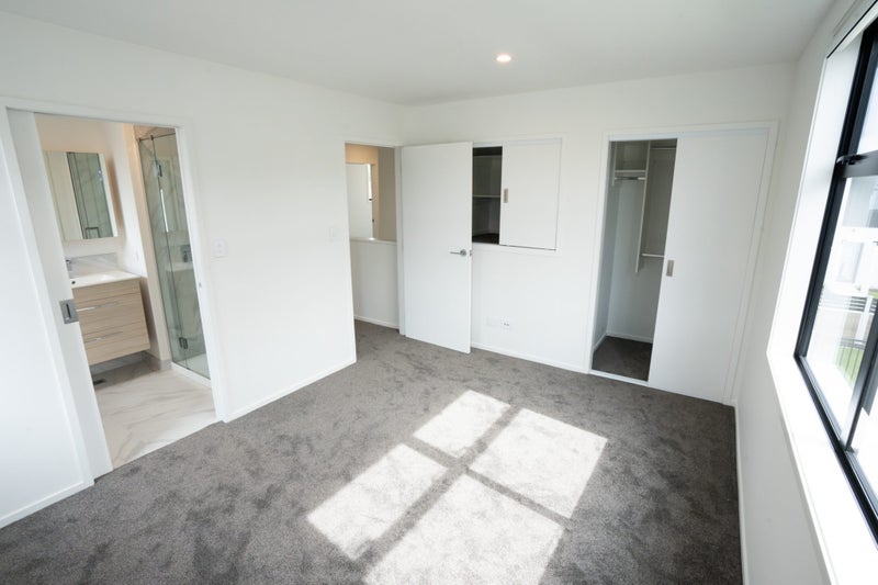 11 Oliver Place, Trentham, Upper Hutt - Carousel 10