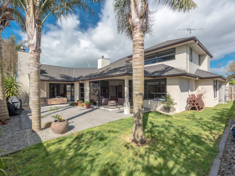 1 Somerton Drive, Huntington, Hamilton - Carousel 2