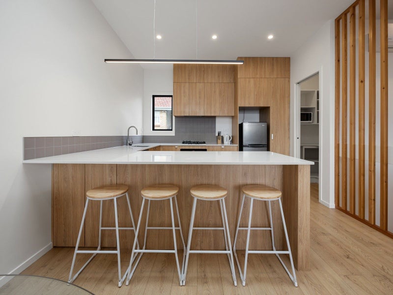 2/7 Tarbett Road, Hillcrest, Hamilton - Carousel 2