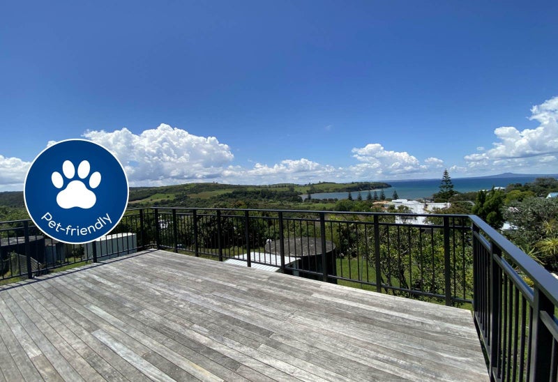 1433 Whangaparaoa Road, Army Bay, Whangaparaoa - Carousel 1