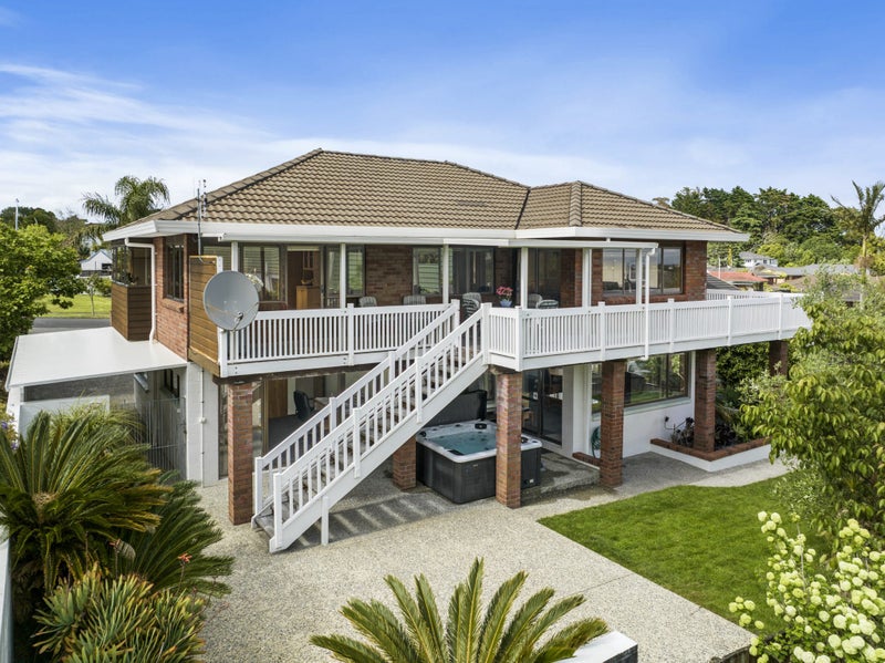 4 Lemonwood Place, The Gardens, Auckland - Carousel 1