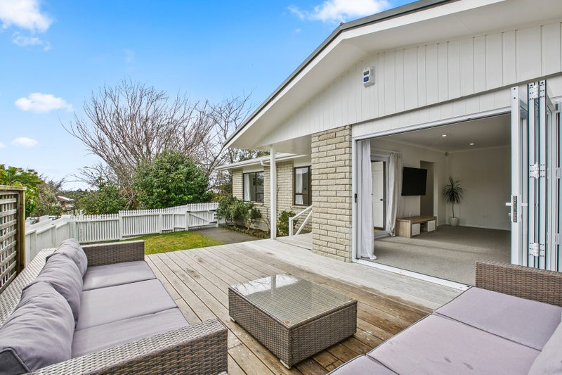 60 Karina Road, Merrilands, New Plymouth - Carousel 2