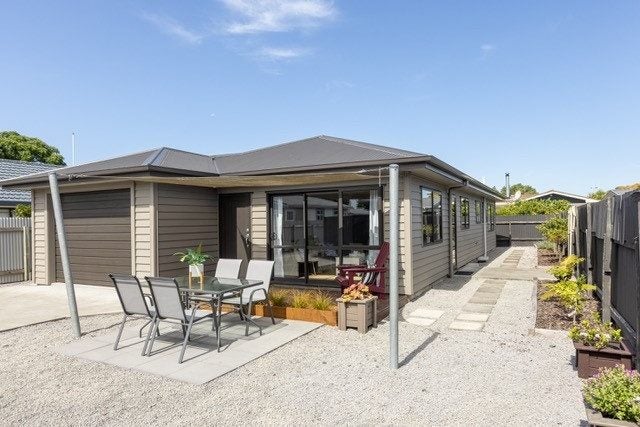 243A Taradale Road, Pirimai, Napier - Carousel 1