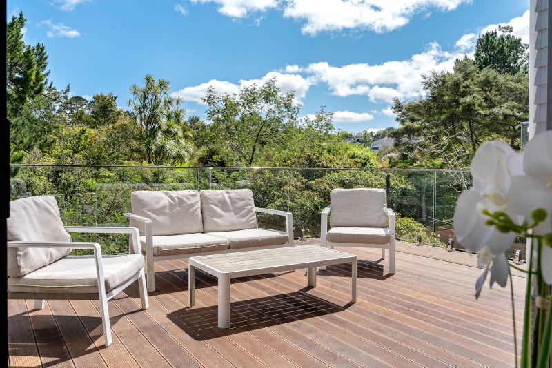 5/3 Kaimai Avenue, Massey, Auckland - Carousel 1