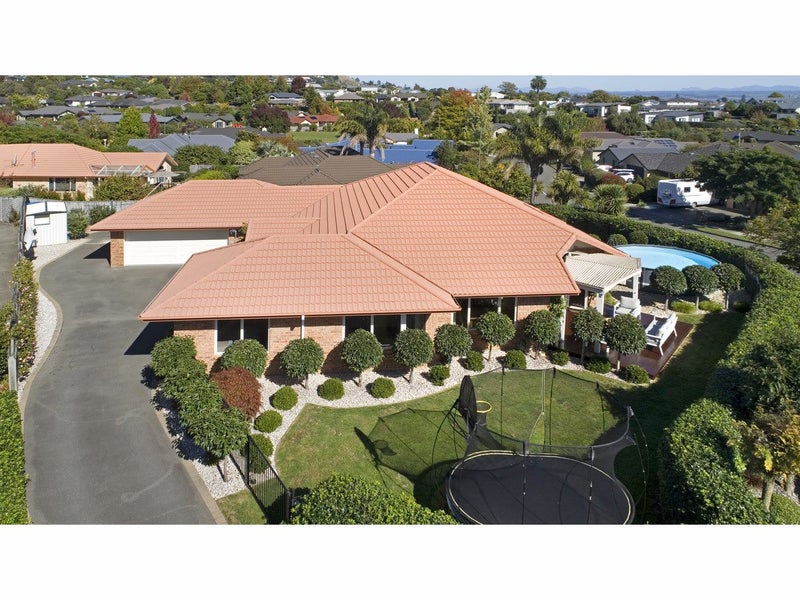 2 Cashmere Close, Richmond - Carousel 2