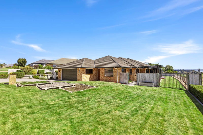104 Basley Road, Owhata, Rotorua - Carousel 1