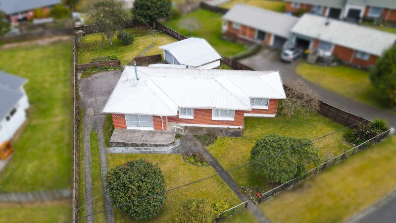 58 Thomas Crescent, Western Heights, Rotorua - Carousel 1