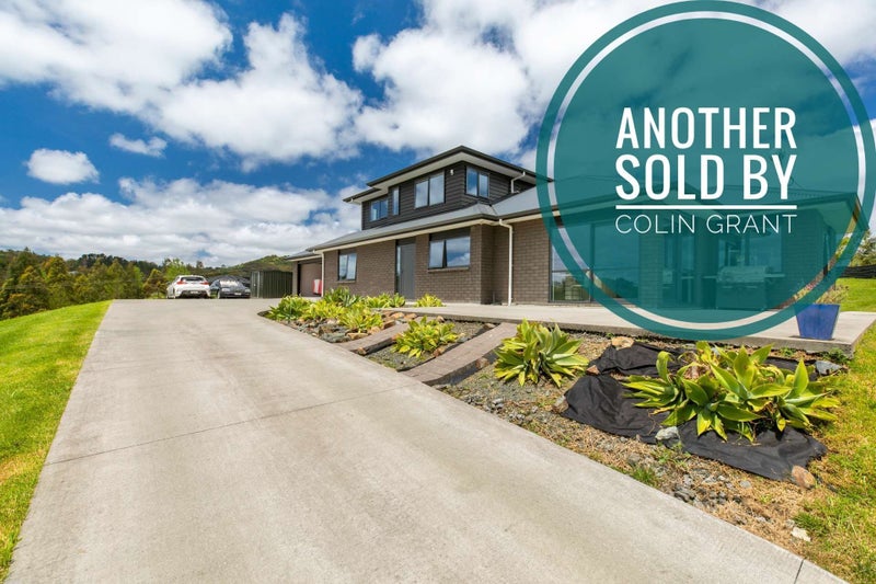 654 WEST COAST RD, Komokriki, Auckland - Carousel 1