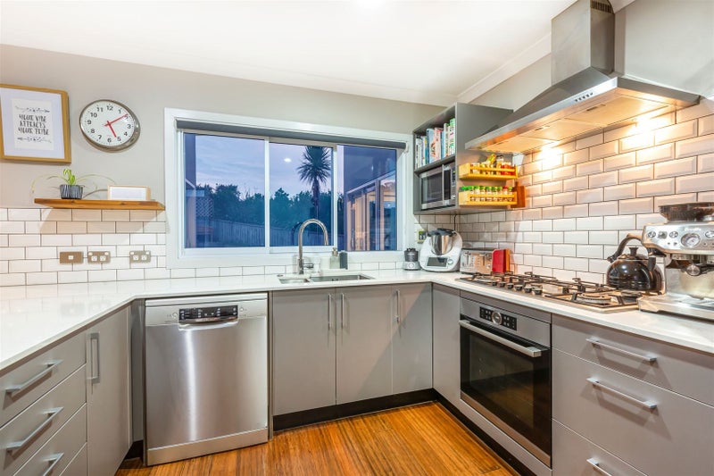 51 Nelson Avenue, Aotea, Porirua - Carousel 2