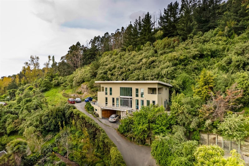 4 Rockcrest Lane, Cashmere, Christchurch - Carousel 1