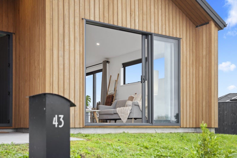 43 Te Paea Avenue, Karaka, Papakura - Carousel 2