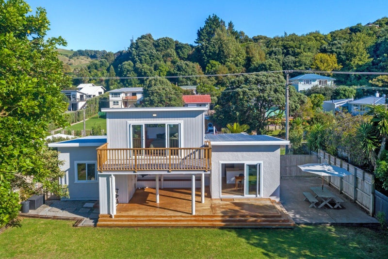 27 Douglas Street, Okitu, Gisborne - Carousel 1