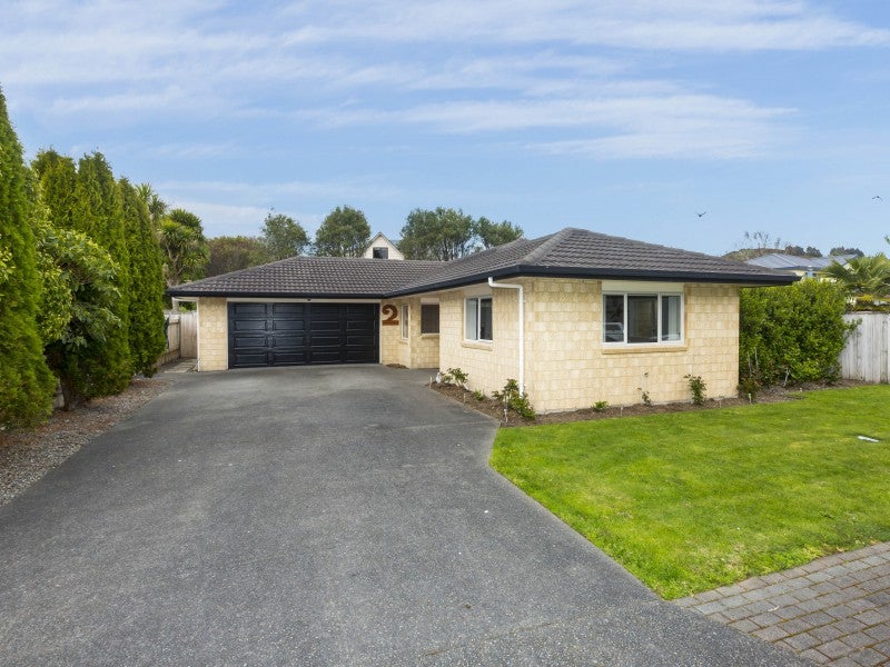 2 Sapphire Grove, Birchville, Upper Hutt - Carousel 1