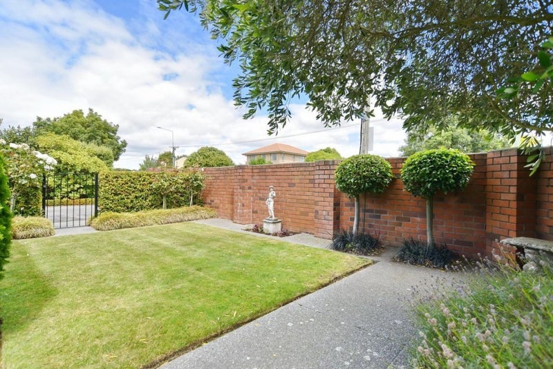 158 Avonhead Road, Avonhead, Christchurch - Carousel 2