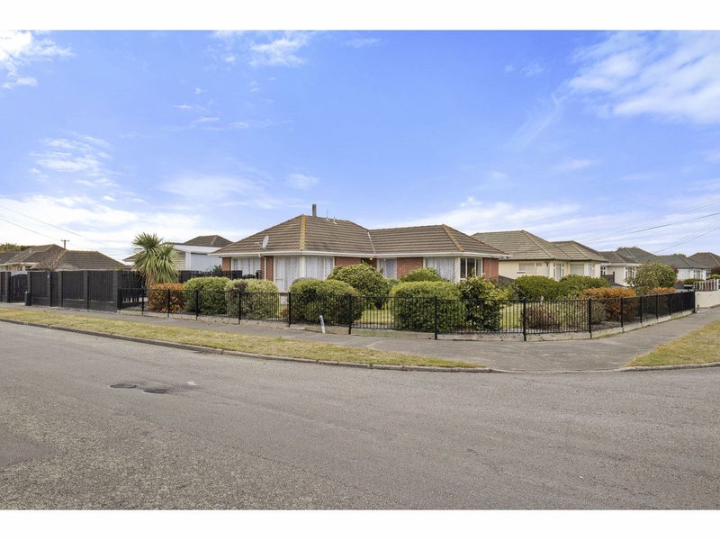 60 Bournemouth Crescent, Aranui, Christchurch - Carousel 21