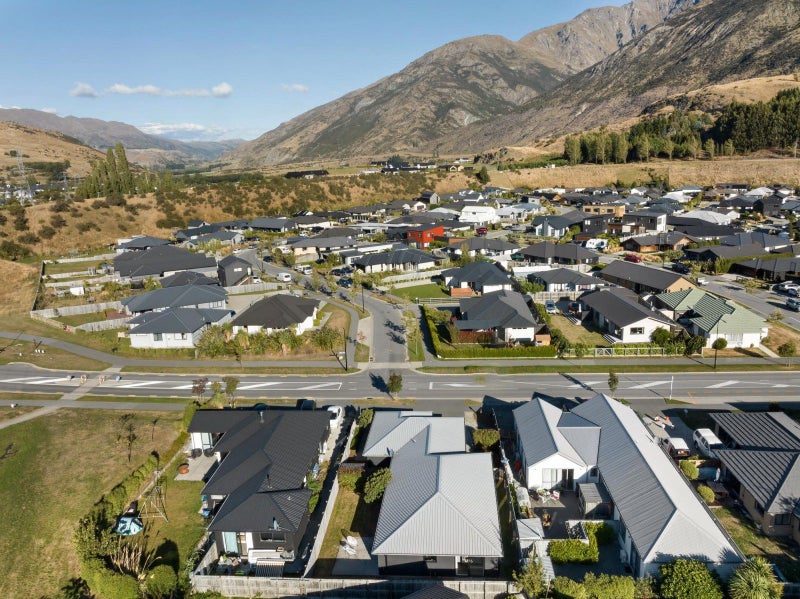 39 Jones Avenue, Lower Shotover, Queenstown - Carousel 25