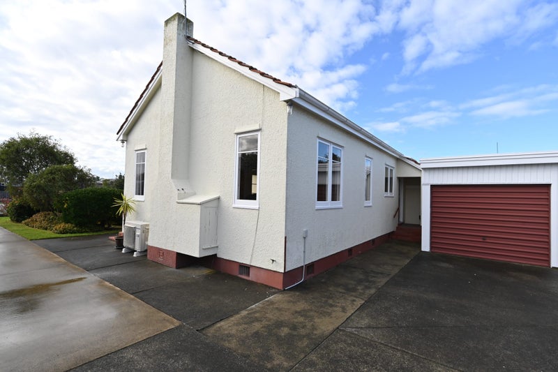 1/8 White Street, TARADALE, NAPIER - Carousel 9