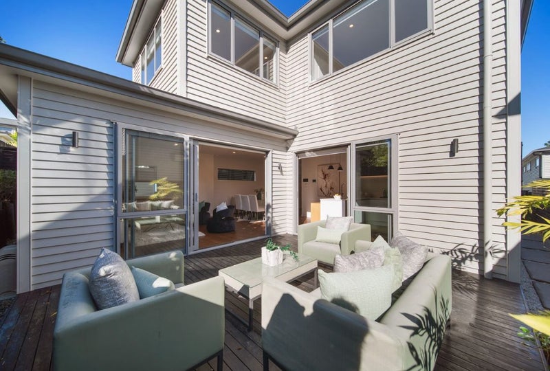 4C O'Halloran Road, Howick, Auckland - Carousel 1