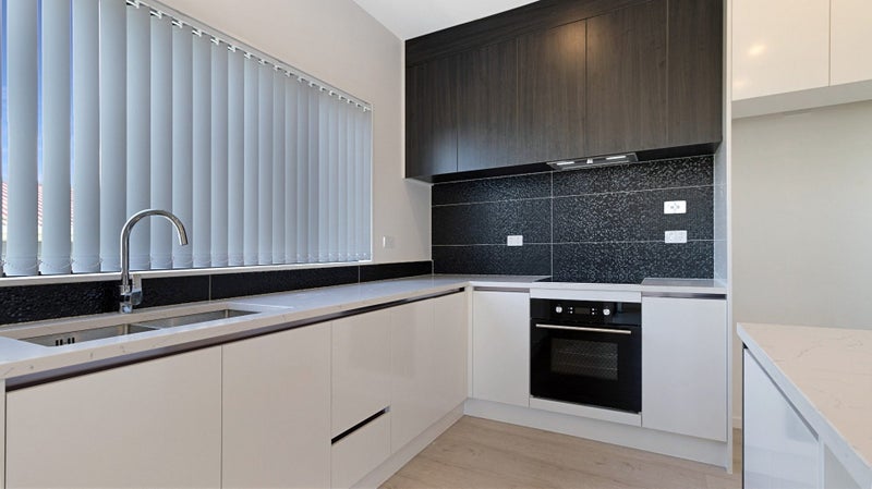 2/3238 Great North Road, New Lynn, Auckland - Carousel 2