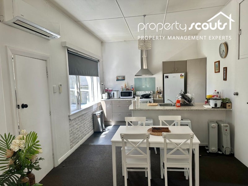 43 Surrey Street, Caversham, Dunedin - Carousel 2