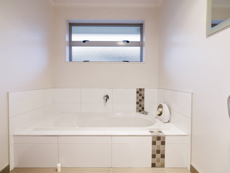 56 Moonlight Drive, Rototuna North, Hamilton - Carousel 16