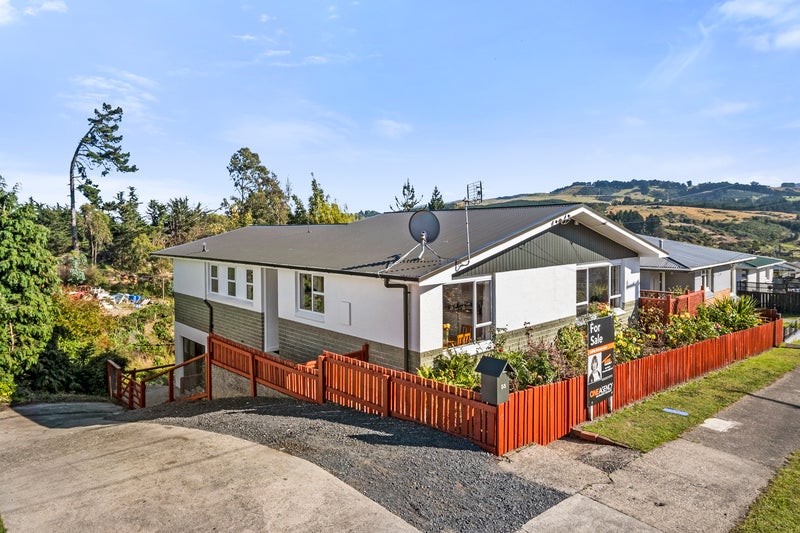 55 Koremata Street, Green Island, Dunedin - Carousel 1