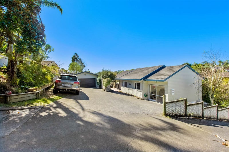 92 Nigel Road, Browns Bay, Auckland - Carousel 2
