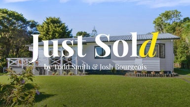 73 Meadowvale Rise, Titirangi, Auckland - Carousel 1