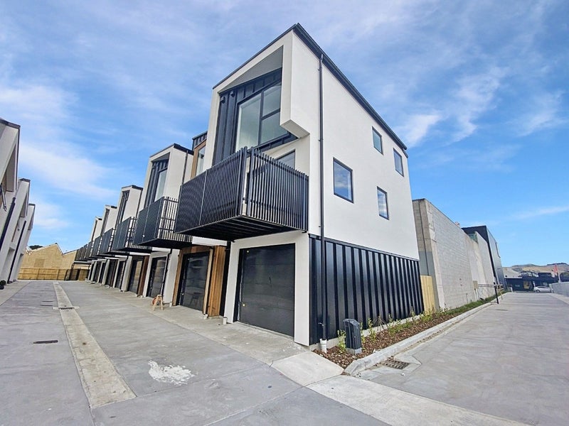 8/317 Lincoln Road, Addington, Christchurch - Carousel 1