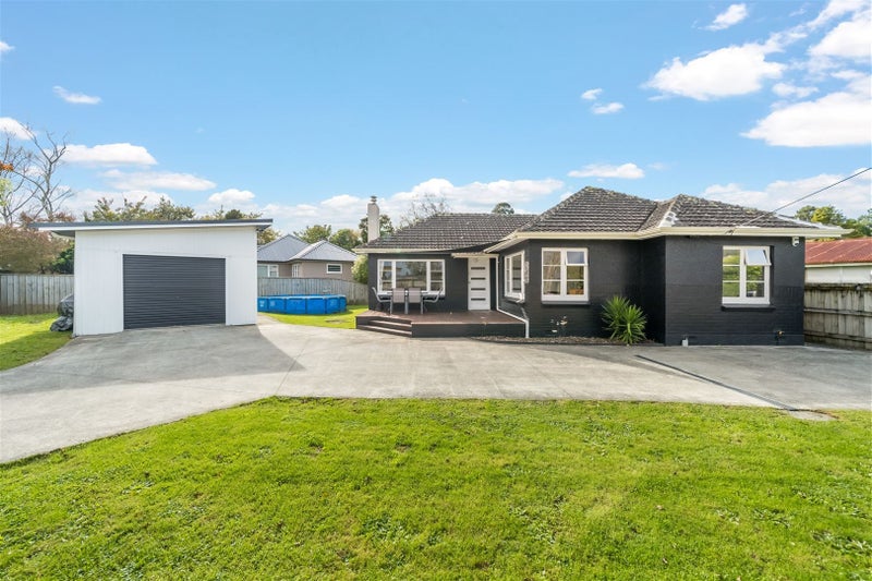 1 Moeraki Road, Maoribank, Upper Hutt - Carousel 2