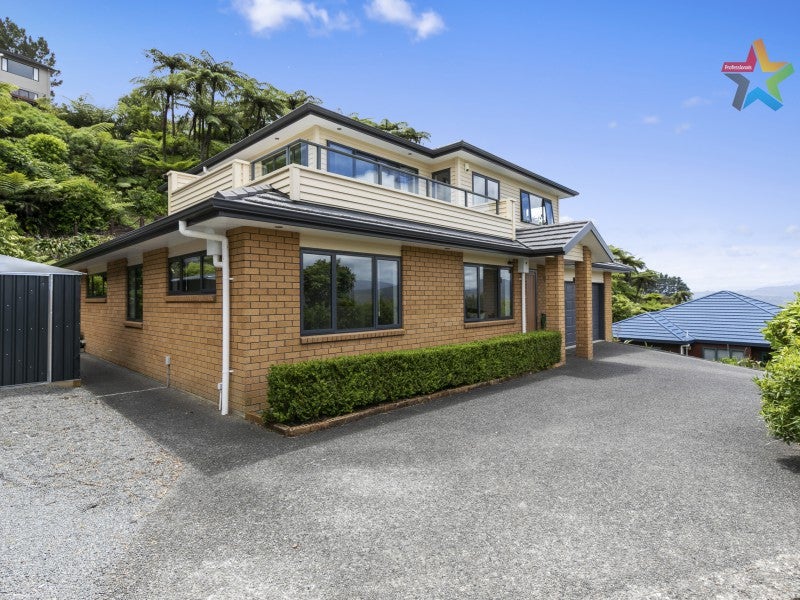 14 Arahiwi Grove, Tirohanga, Lower Hutt - Carousel 1