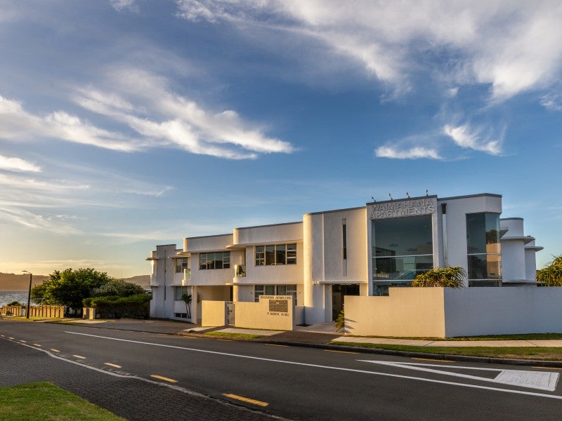 1/2 Lowell Place, Waipahihi, Taupo - Carousel 2