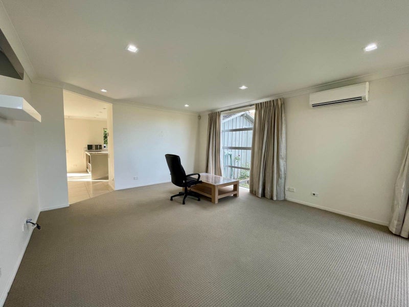 65 Magma Crescent, Stonefields, Auckland - Carousel 2