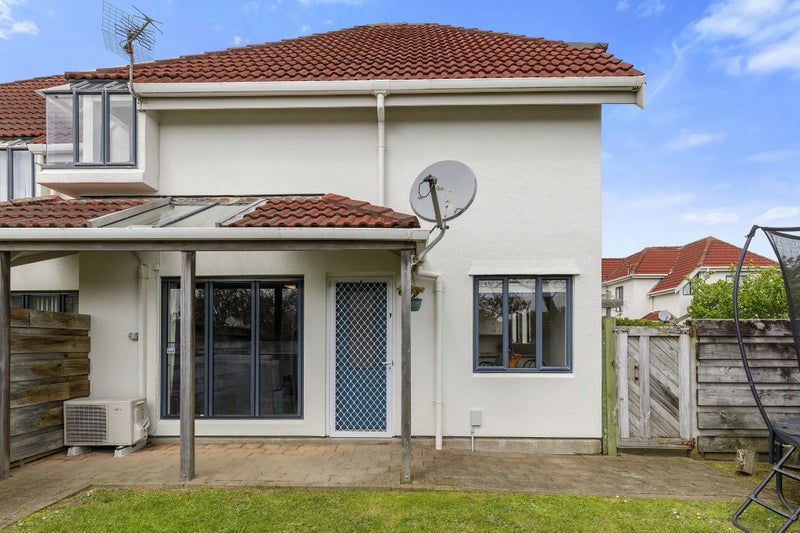 1/72 Waiwhetu Road, Waiwhetu, Lower Hutt - Carousel 12