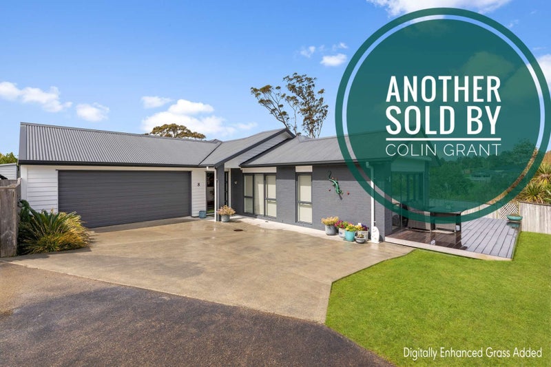 8 Michelia Lane, Helensville - Carousel 1