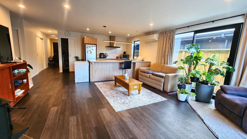 5 Waterfowl Road, Jacks Point, Queenstown - Carousel 1