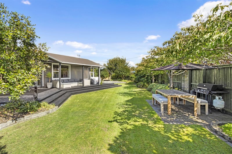2 Wychwood Crescent, Bishopdale, Christchurch - Carousel 2