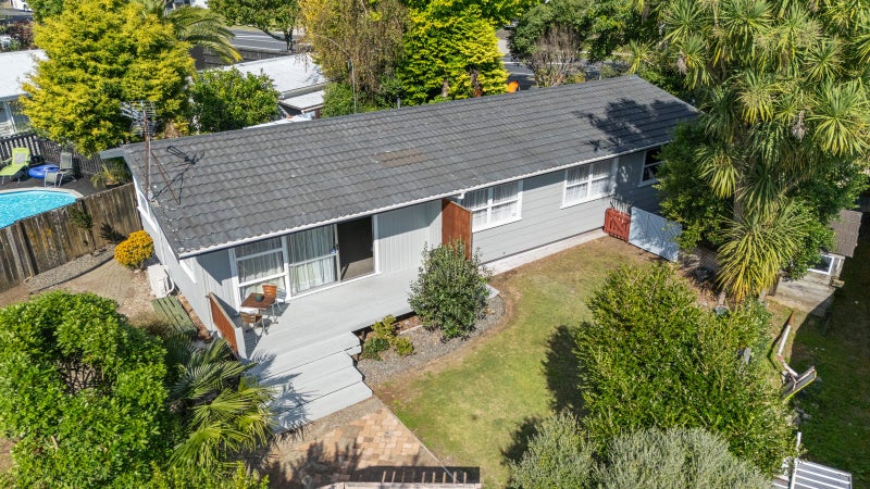 47 Welcome Bay Road, Welcome Bay, Tauranga - Carousel 1