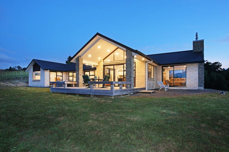 61D PRATTS RD, Ramarama, Drury - Carousel 1