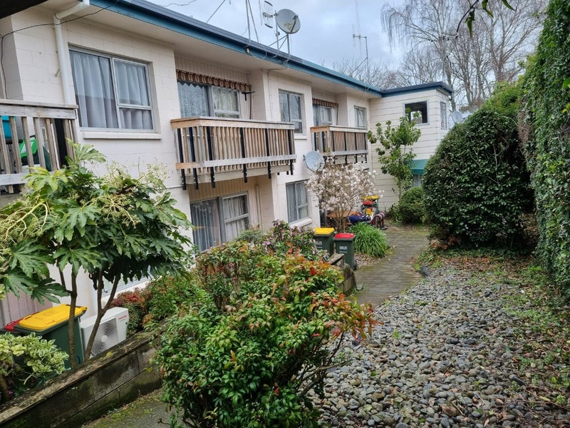 5/289 Ulster Street, Whitiora, Hamilton - Carousel 1