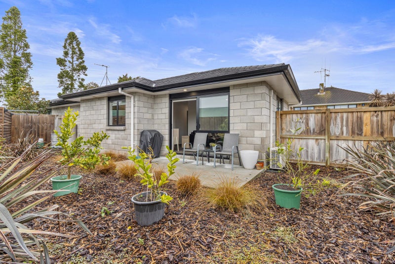 3/71 Storey Avenue, Forest Lake, Hamilton - Carousel 2