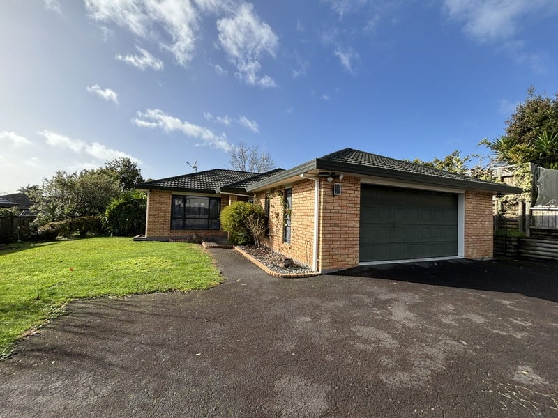 18 Caversham Drive, Rototuna, Hamilton - Carousel 1